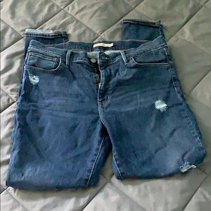 Levi’s 720 high rise super skinny size 32